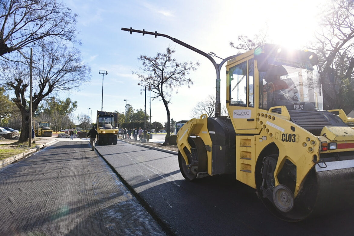 El Municipio ejecuta más obras viales e hidráulicas en los barrios: anticipan cortes y desvíos