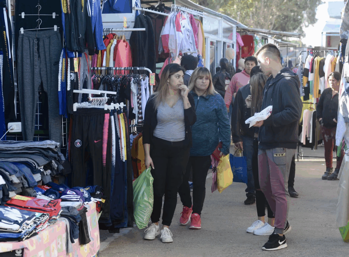 Indumentaria, vivero, regalería y más esta semana en el Paseo de Compras del Sur II