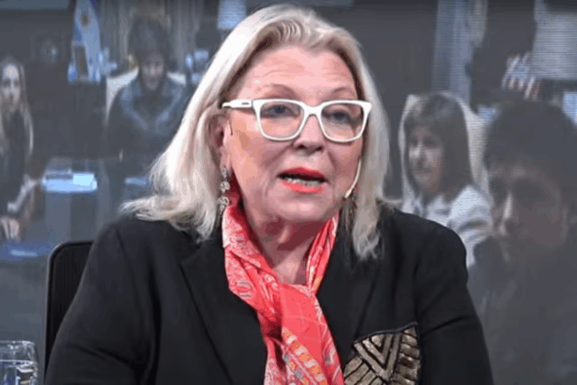 Carrió apuntó contra Javier y Karina Milei: “Son una pareja perversa”