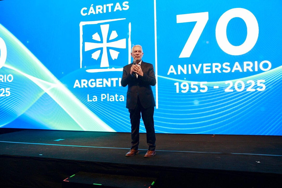 Alak participó de la cena benéfica de Cáritas La Plata por su 70° aniversario