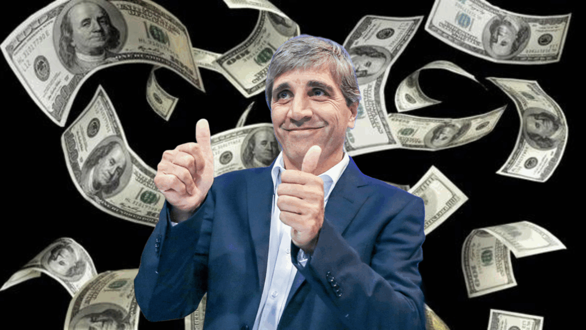 Caputo descartó la dolarización y confirmó que se mantendrá el esquema cambiario