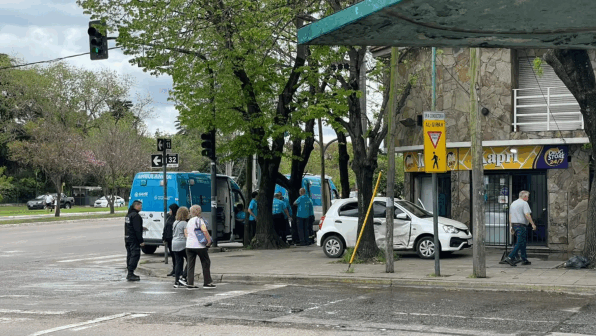 La Plata: tres integrantes de una familia resultaron heridos tras un choque en 13 y 32