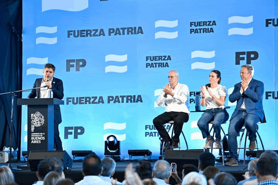 Kicillof criticó con dureza al Gobierno y acusó a Caputo de “jugar con el destino del país”