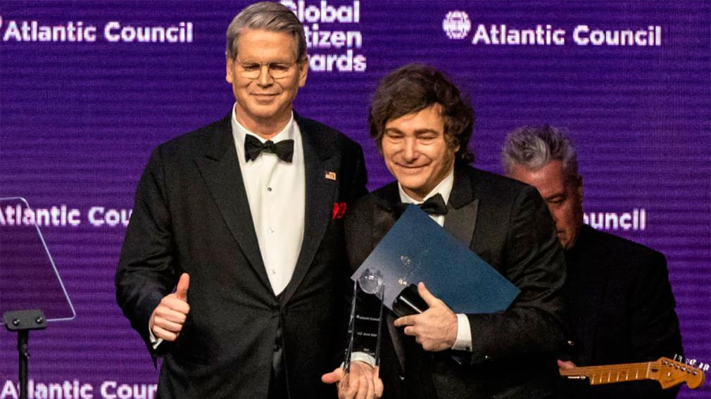 Bessent felicitó a Milei y afirmó que “Argentina se encamina hacia un futuro económico brillante”