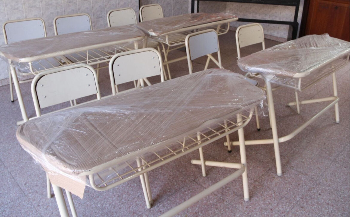El Municipio suma infraestructura y mobiliario en la Escuela Secundaria N°11 de Tolosa