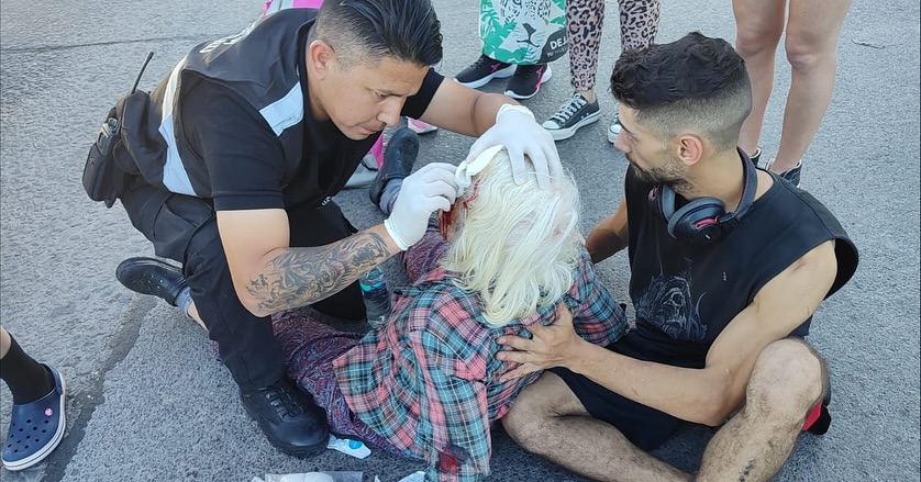 La Plata: una mujer resultó herida tras ser atropellada por una camioneta en 7 y 520