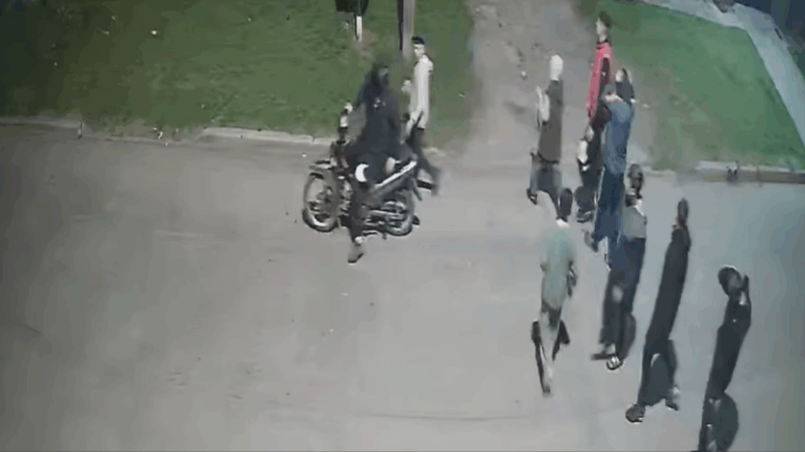 Arrestaron a cuatro integrantes de una banda de menores que acecha Los Hornos y ya fueron liberados