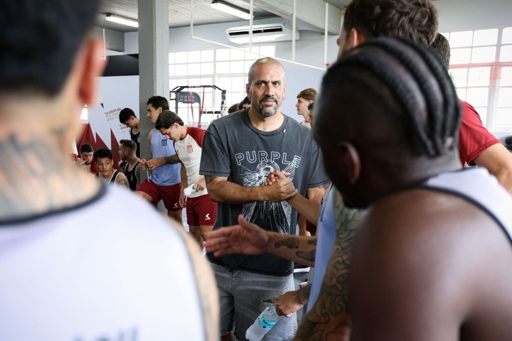 Verón cruzó a la AFA y dejó fuertes advertencias tras la sanción al plantel de Estudiantes