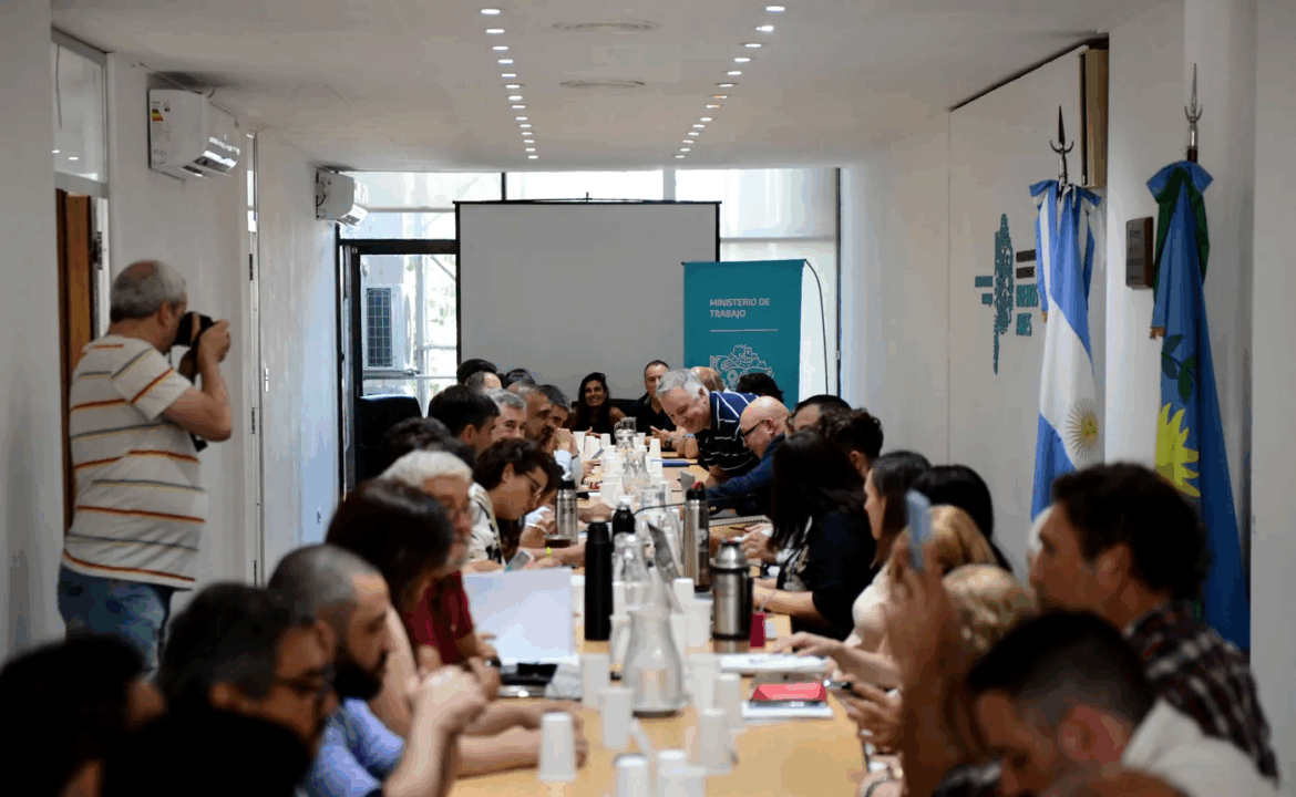 Paritaria con estatales: reunión sin avances y un mensaje clave sobre el aguinaldo