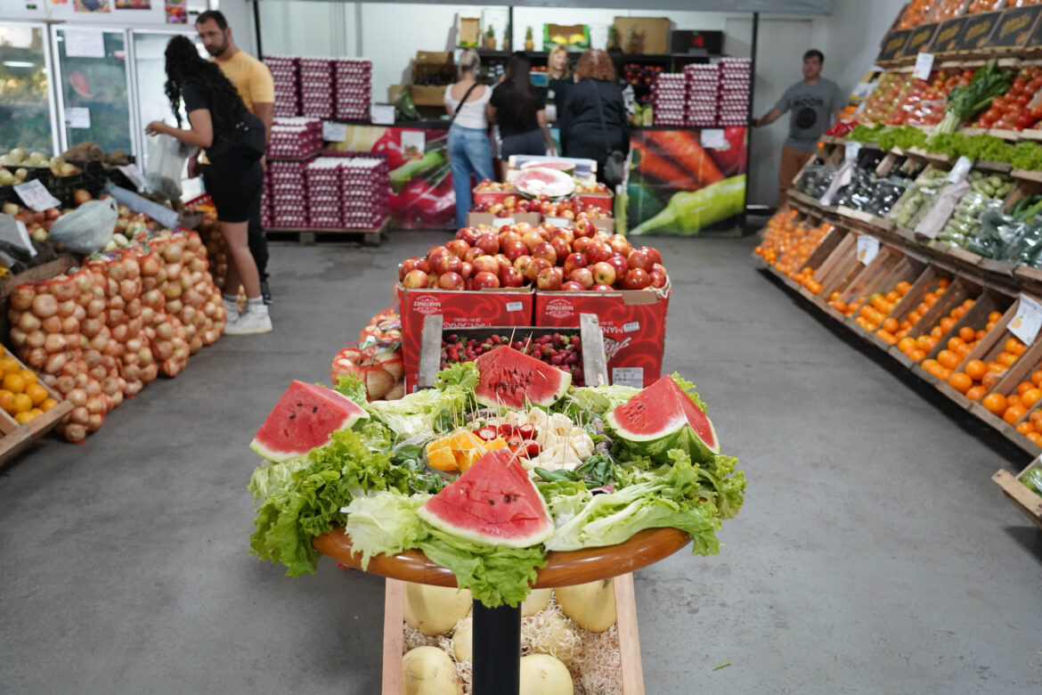 Renovaron ofertas y promociones en el Mercado Bonaerense Fijo La Plata