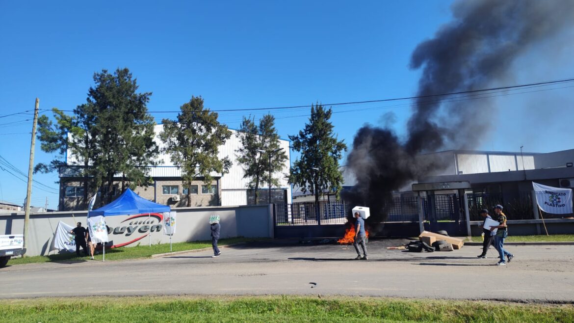 Denuncian el cierre repentino de la fábrica Cables Epuyén y 30 familias quedaron sin trabajo