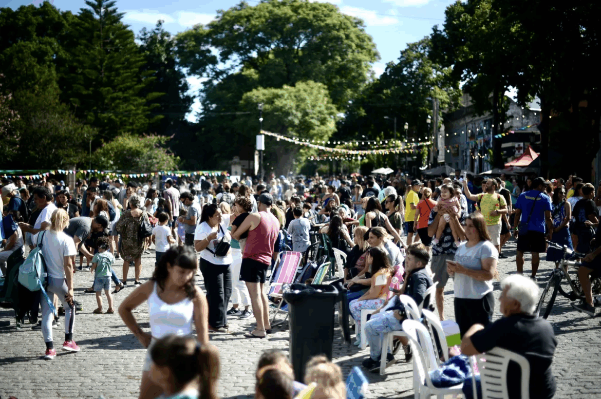 Con entrada gratuita, llega la primera Fiesta de la Frutilla al playón de Meridiano V