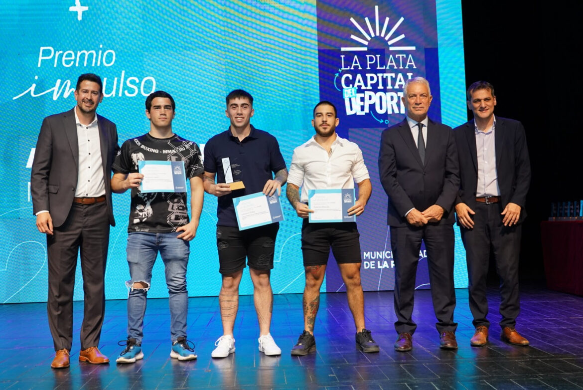 Con la participación de Alak, La Plata premió a sus atletas destacados