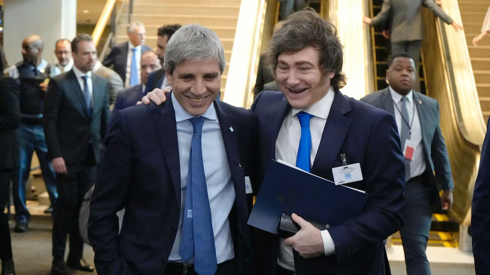 Caputo destacó el paso por Davos y afirmó que la gestión de Milei despierta interés inversor