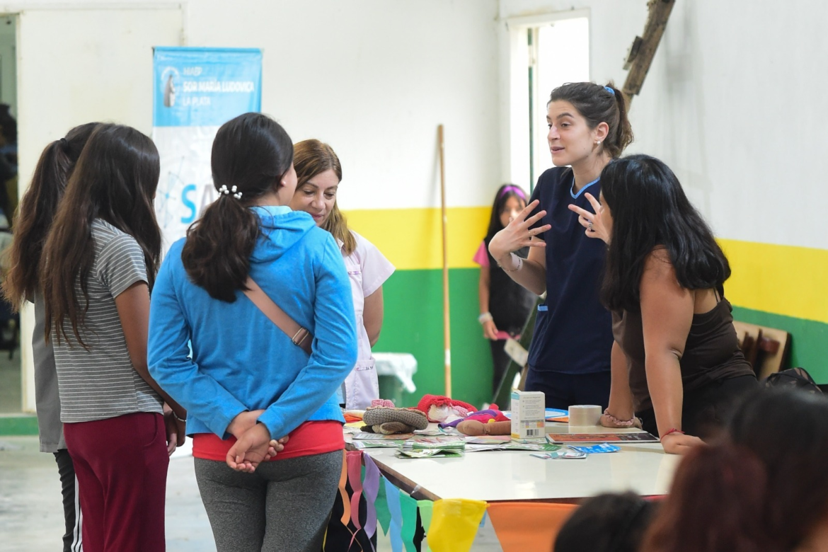 Llegan nuevas jornadas municipales de salud a Los Hornos, Villa Elvira y Parque San Martín