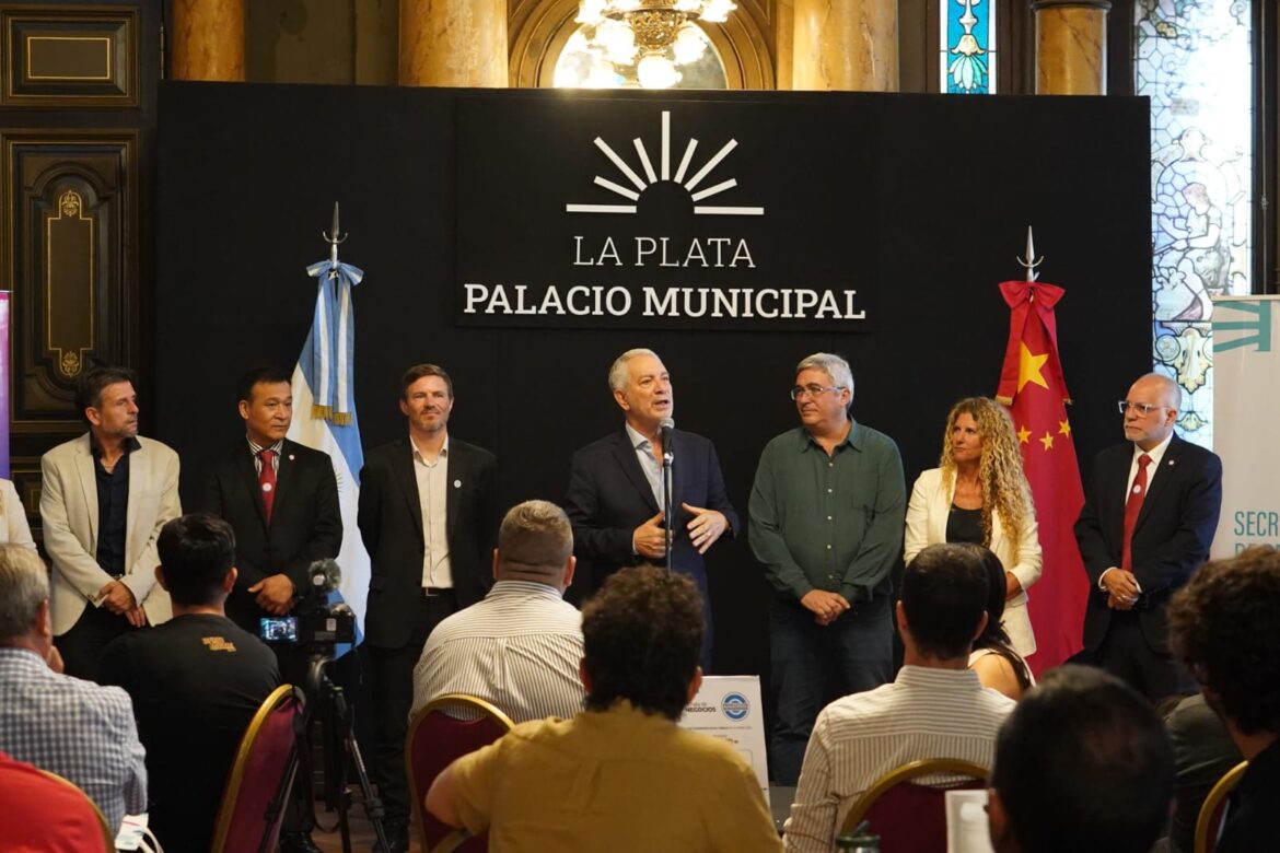 LA PLATA REUNIÓ A LA PRINCIPAL RONDA DE NEGOCIOS Y COMERCIANTES CHINOS DEL PAÍS