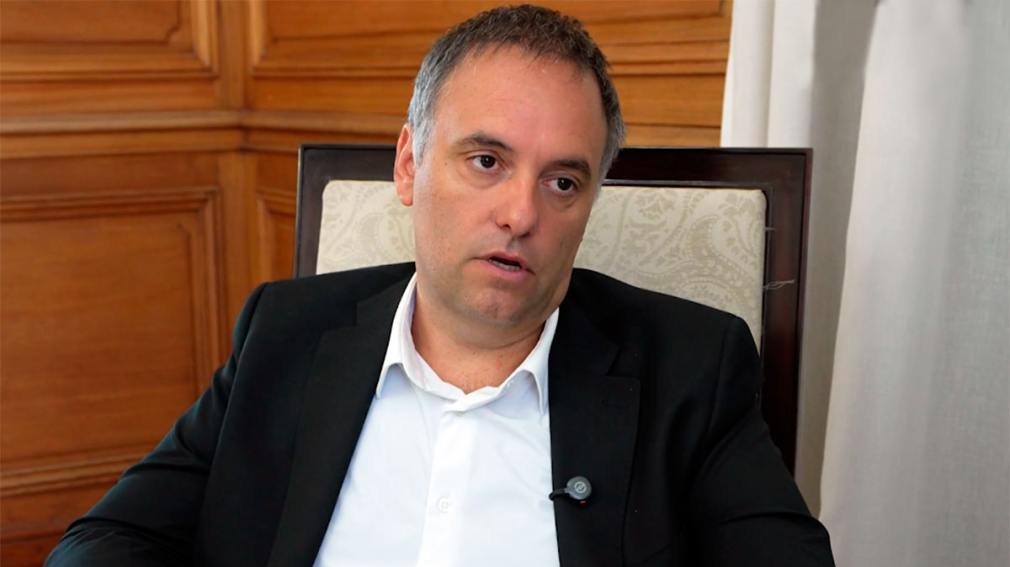 Manuel Adorni cargó contra la CGT y el kirchnerismo: “Defienden tener trabajadores sin derecho”