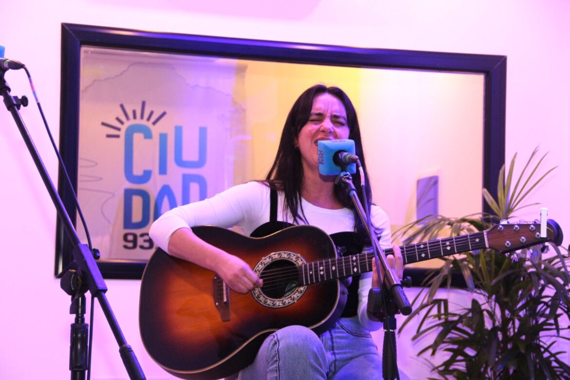 El Municipio abre un ciclo de shows acústicos en la terraza del Pasaje Dardo Rocha