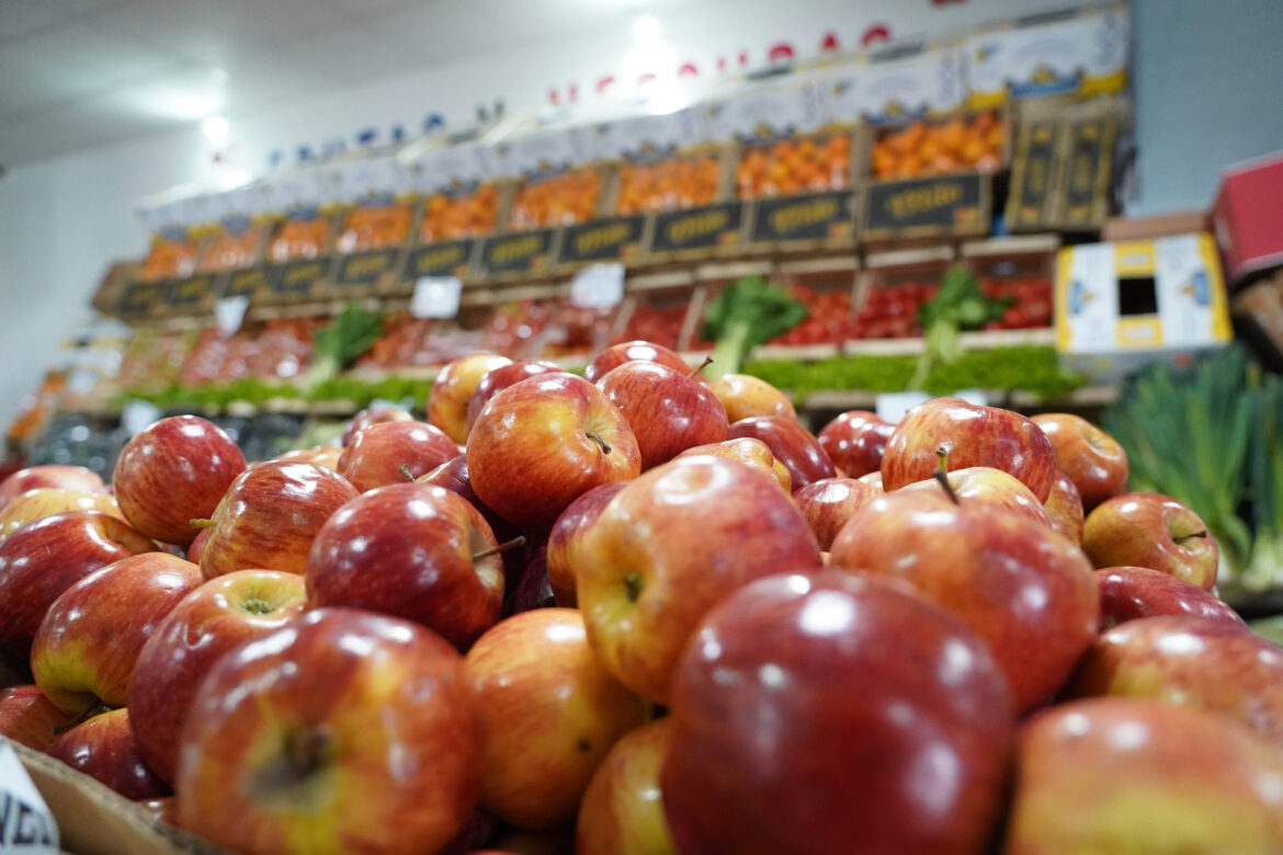 El Mercado Bonaerense Fijo La Plata renovó su lista de precios con beneficios en distintos rubros