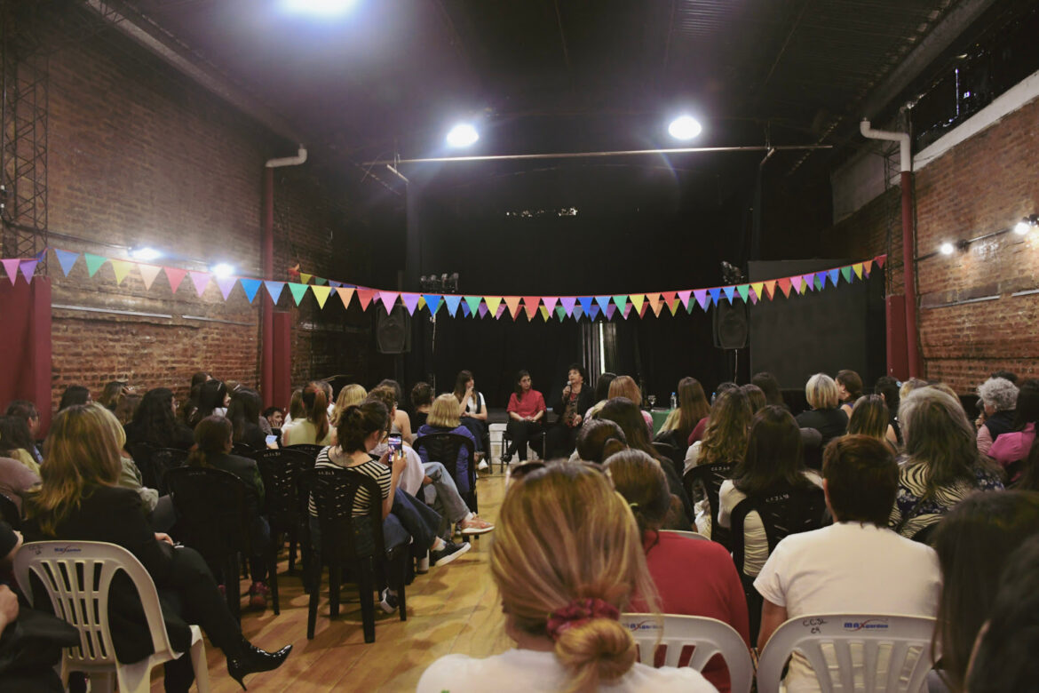 La Municipalidad profundiza la agenda de género con diversas actividades en los barrios