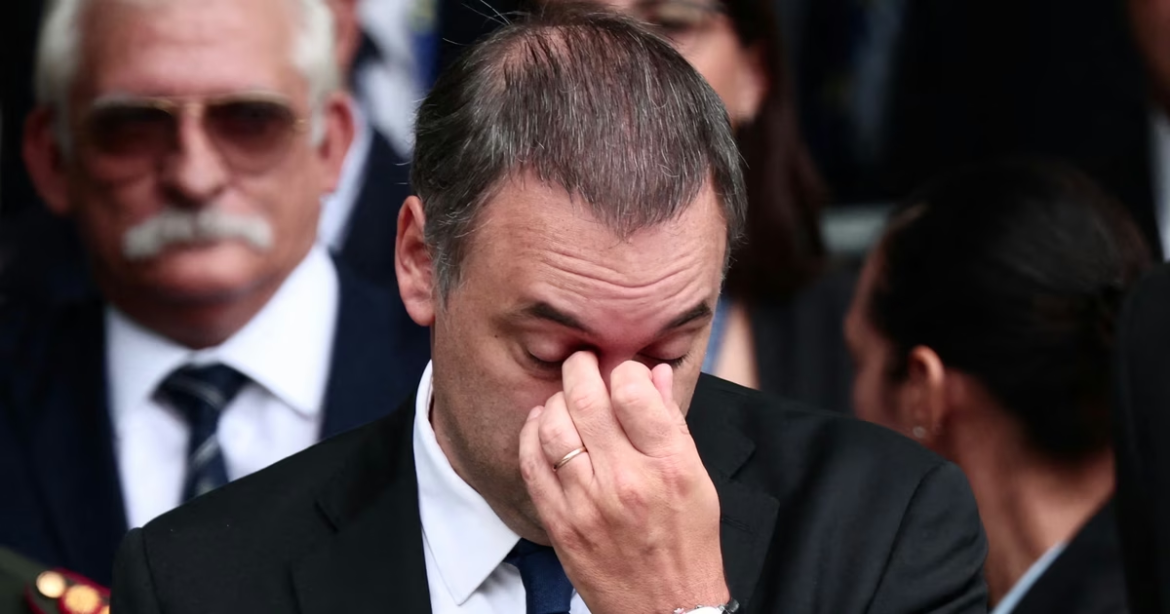 Adorni, más complicado en la Justicia: admiten un pago extra de US$65.000 por la casa de Caballito