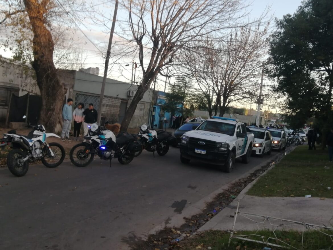 Máxima tensión en San Carlos: persecución y dos detenidos