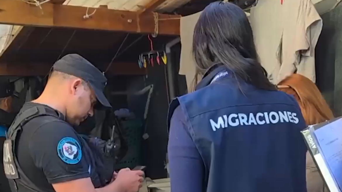 Rescataron a 17 menores que trabajaban en un taller textil clandestino