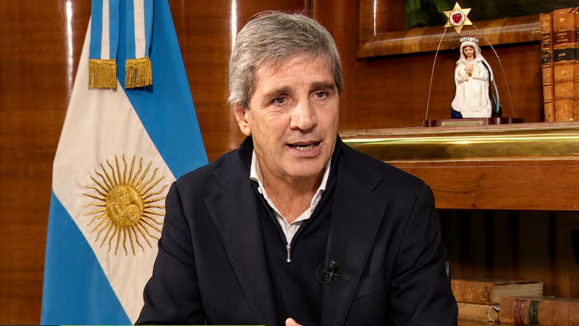 Caputo se reunió con contadores y confirmó cambios en la Ley de Inocencia Fiscal