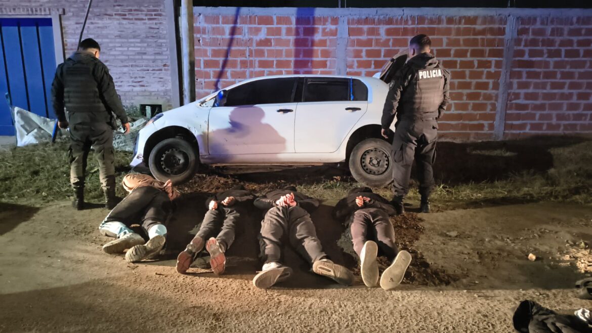 Cayeron delincuentes en City Bell tras una persecución y un choque