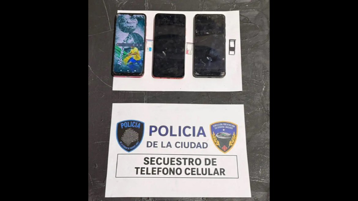 Desarticularon una banda que vendía entradas falsas para partidos de Boca a turistas extranjeros