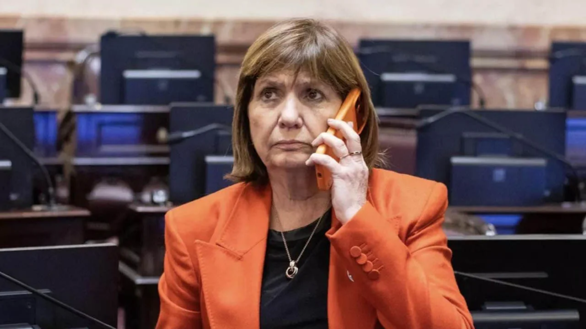 Tensión en La Libertad Avanza: Bullrich puso su renuncia a disposición de Milei
