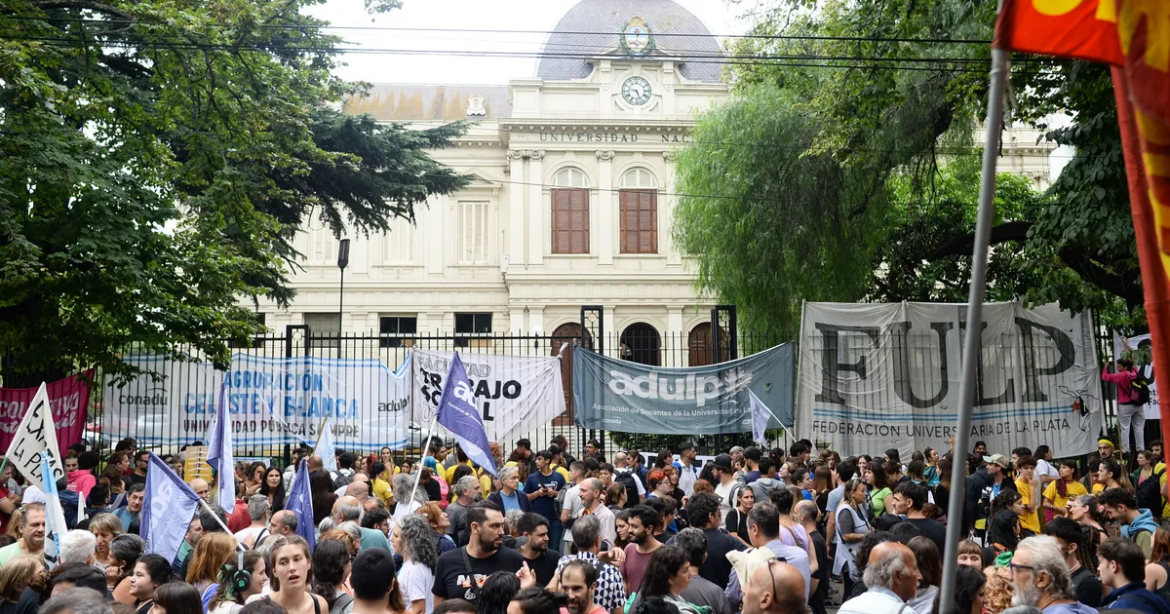 Universidades y Gobierno alcanzaron un acuerdo y ponen fin al conflicto