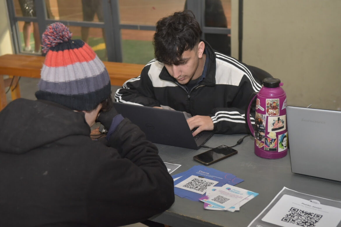 Llega una jornada de capacitación, orientación laboral y educación financiera a City Bell