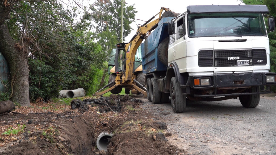 El Municipio finaliza una obra vial e hidráulica en Villa Castells
