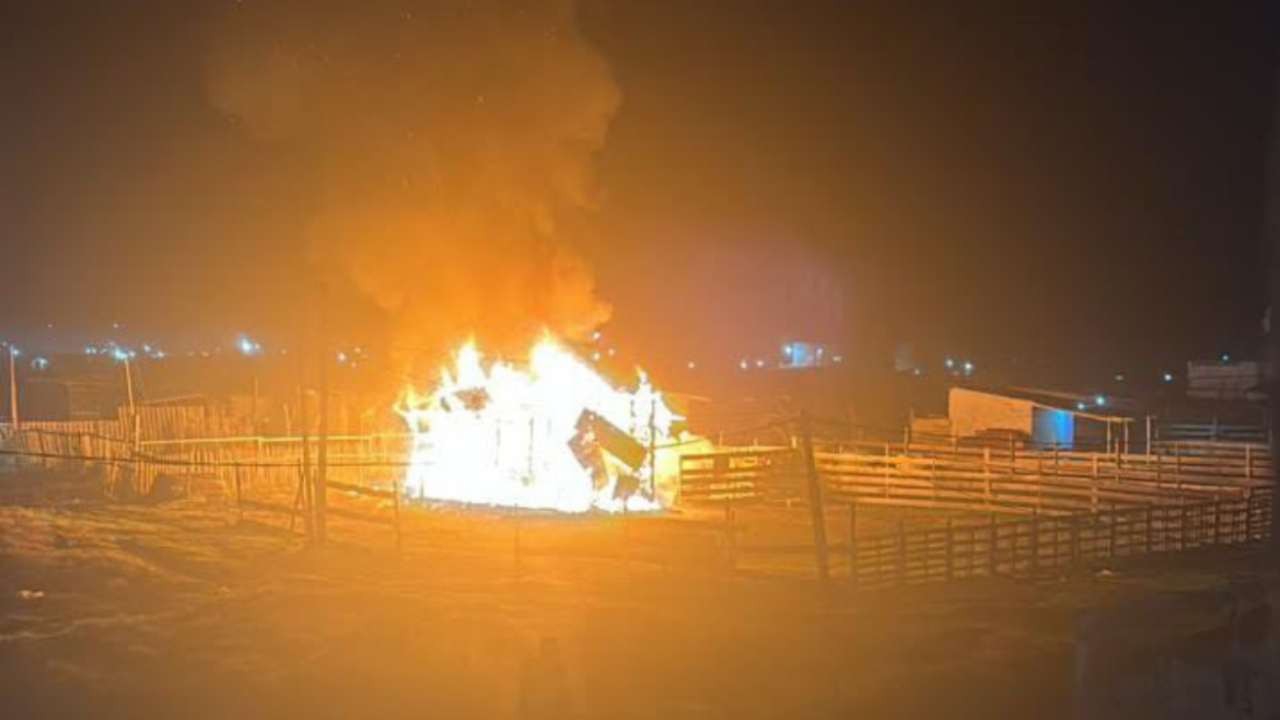 Una familia de La Plata perdió todo en un incendio y pide ayuda para volver a empezar