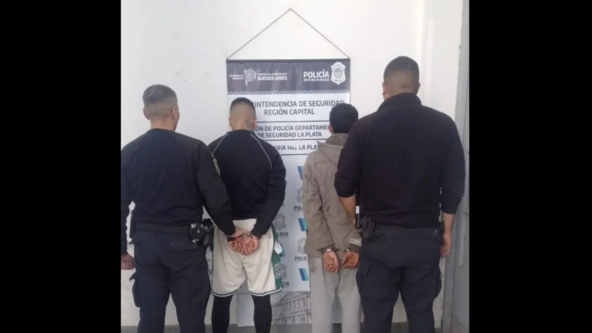 Persecución en La Plata: capturaron a dos jóvenes con cocaína, marihuana y una balanza