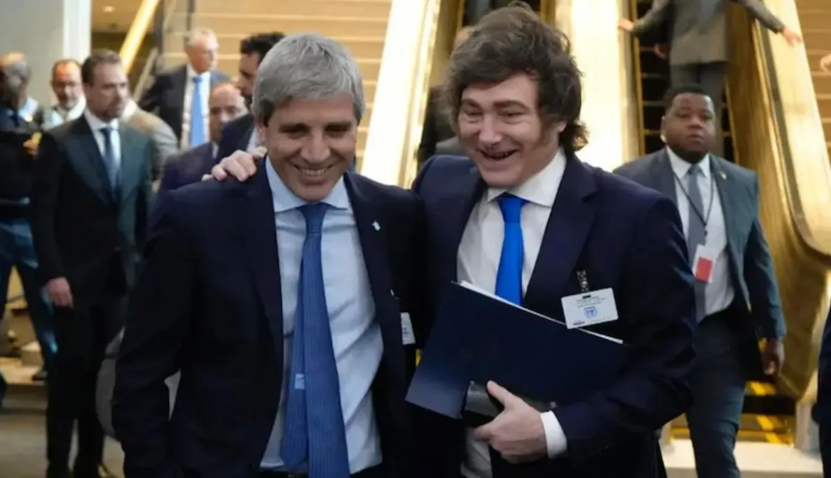 Milei impulsa una reforma para restringir el gasto público, inspirada en el “shutdown” de EE.UU., junto a cambios en el Banco Central