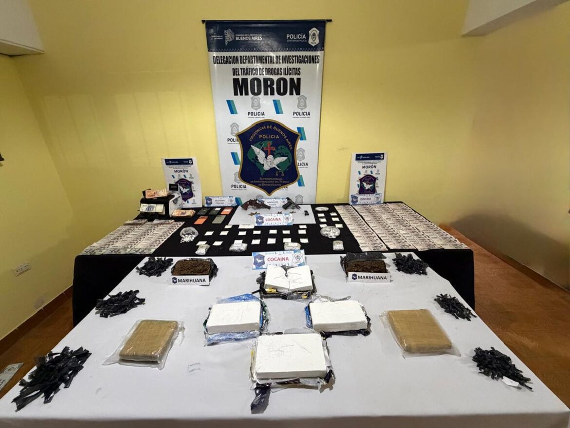 Golpe al narcotráfico: cuatro detenidos y más de ocho kilos de droga secuestrados