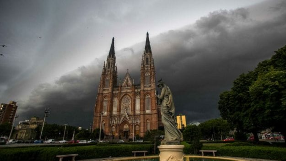  La Plata: establecen alerta ‘naranja’ por tormentas durante este jueves