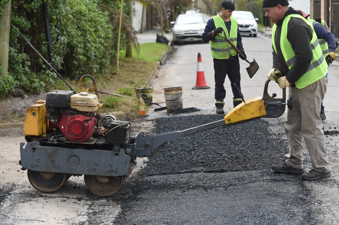 El Municipio avanza con obras de reparación y renovación vial en el norte de La Plata