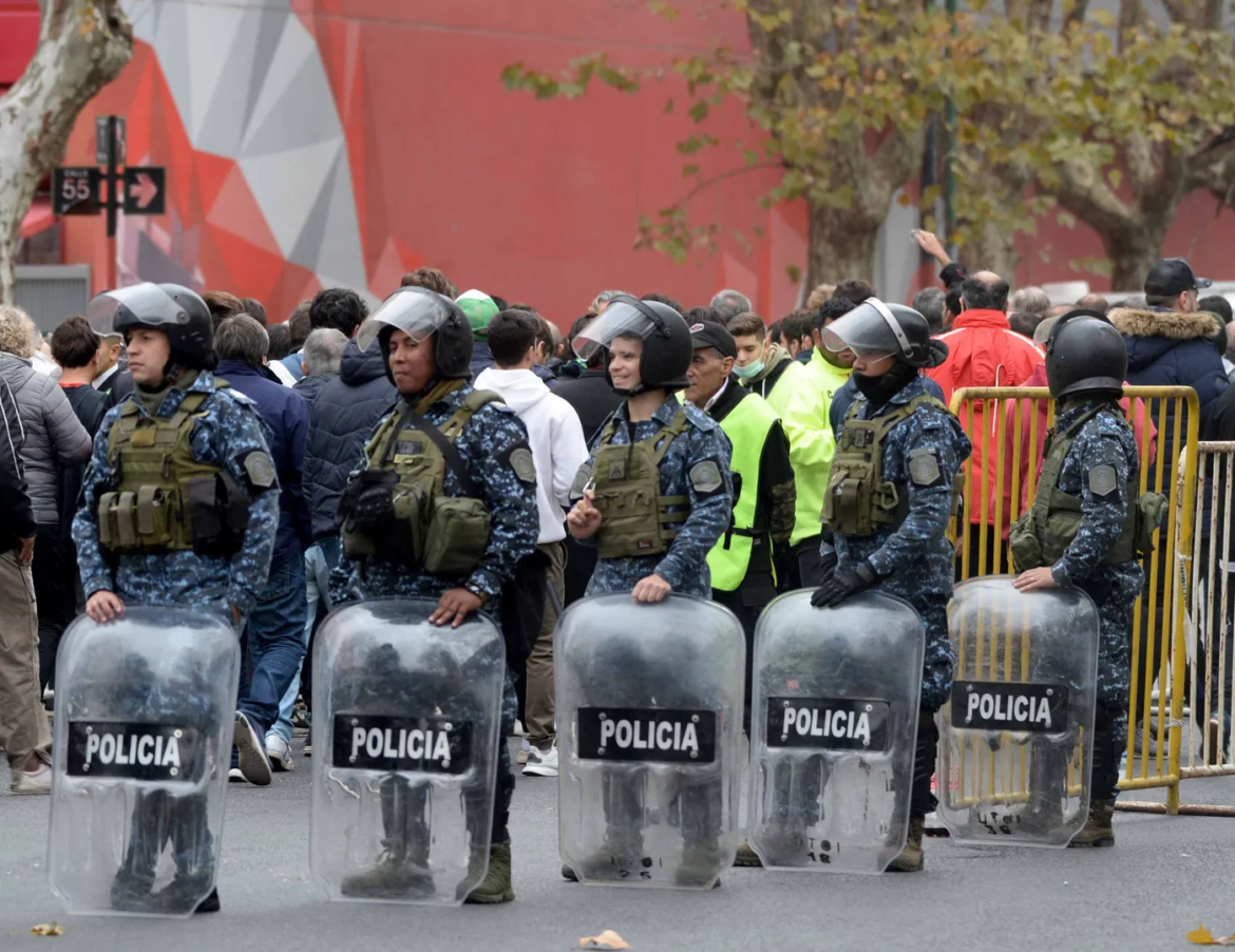 El clásico platense tendrá un amplio despliegue de seguridad con más de 500 policías