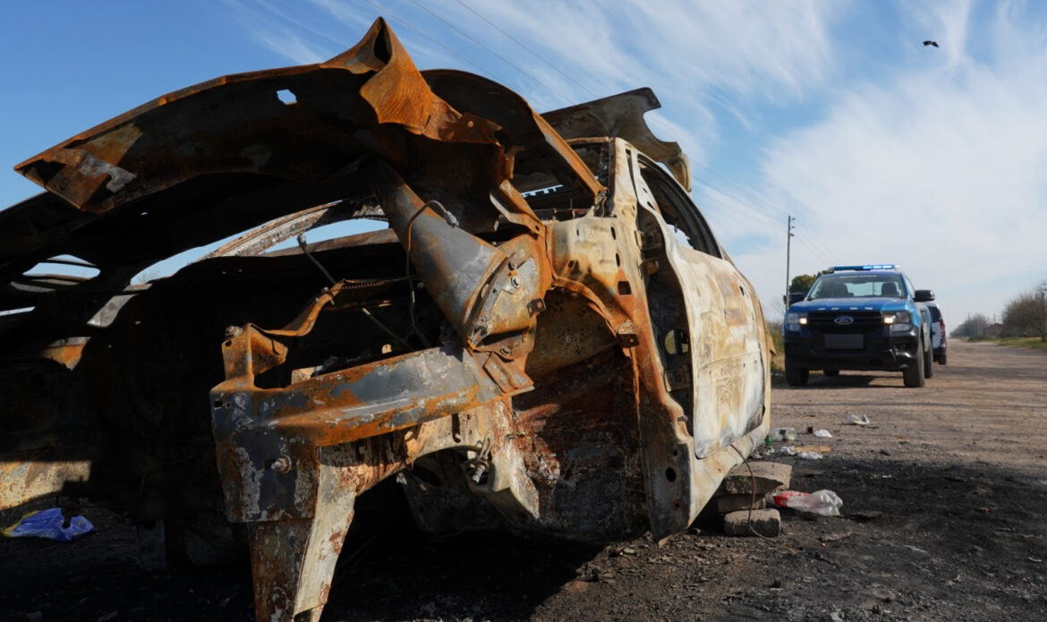 El Municipio retiró vehículos abandonados de San Carlos, Olmos y el casco urbano