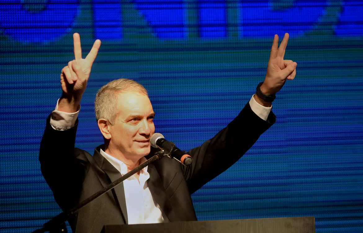 Para volver a ganar, el peronismo siempre recurrió a Alak