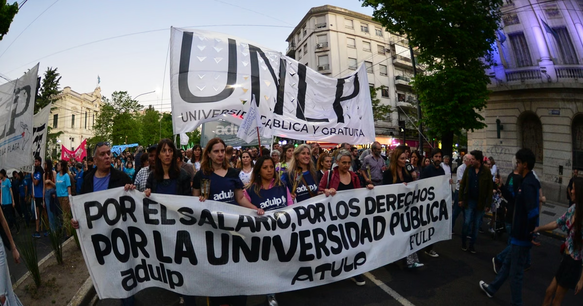 Se profundiza el conflicto de los docentes universitarios y habrá nuevas medidas de fuerza