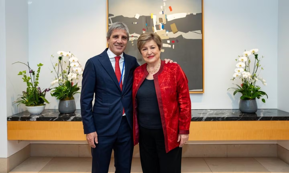 Caputo se reunió con Georgieva en el G20 y repasaron la agenda económica argentina