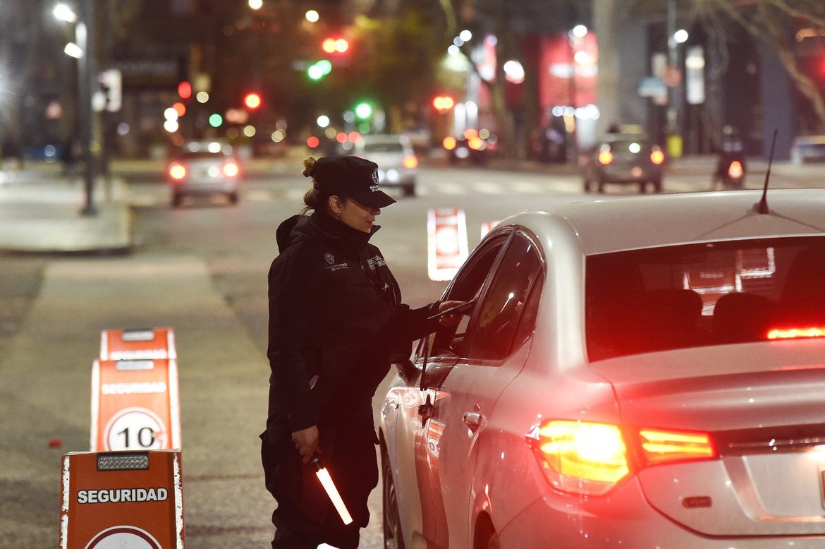 Controles en La Plata: 294 vehículos secuestrados, 15 aprehendidos y 49 alcoholemias positivas