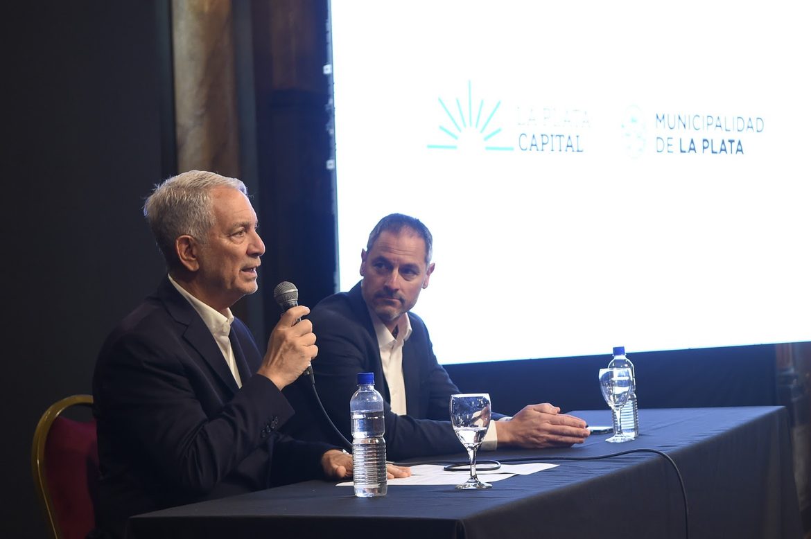 Ante la llegada de El Niño, Alak presentó un plan para fortalecer la prevención y la respuesta ante emergencias en La Plata
