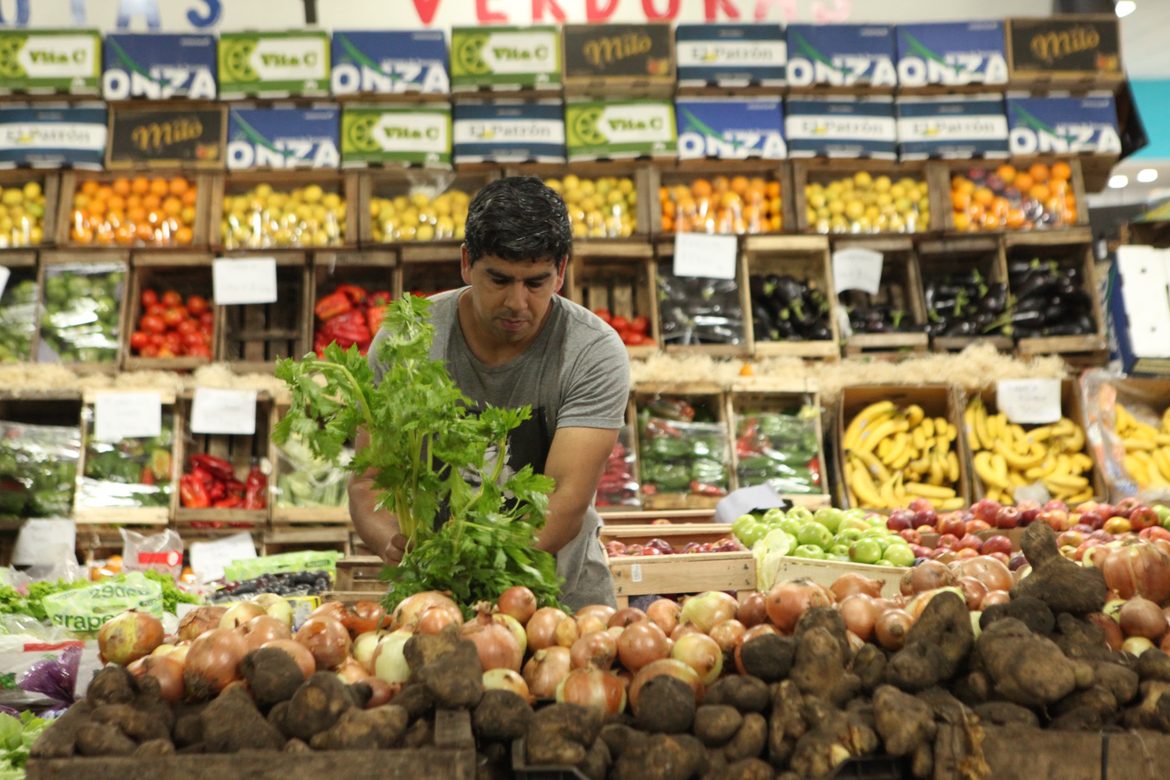 El Mercado Bonaerense Fijo La Plata renovó su lista de precios con beneficios en distintos rubros