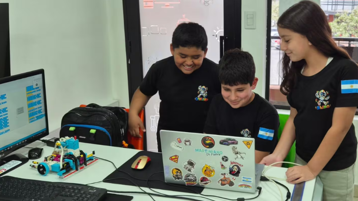Tres estudiantes salteños se consagraron campeones nacionales de robótica y competirán en el Mundial de Puerto Rico