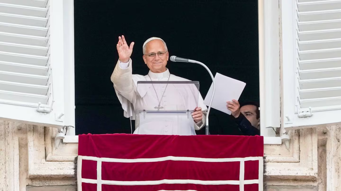 El papa León XIV brindó su primer Ángelus tras la operación: agradeció las oraciones y anunció que retomará de a poco su actividad